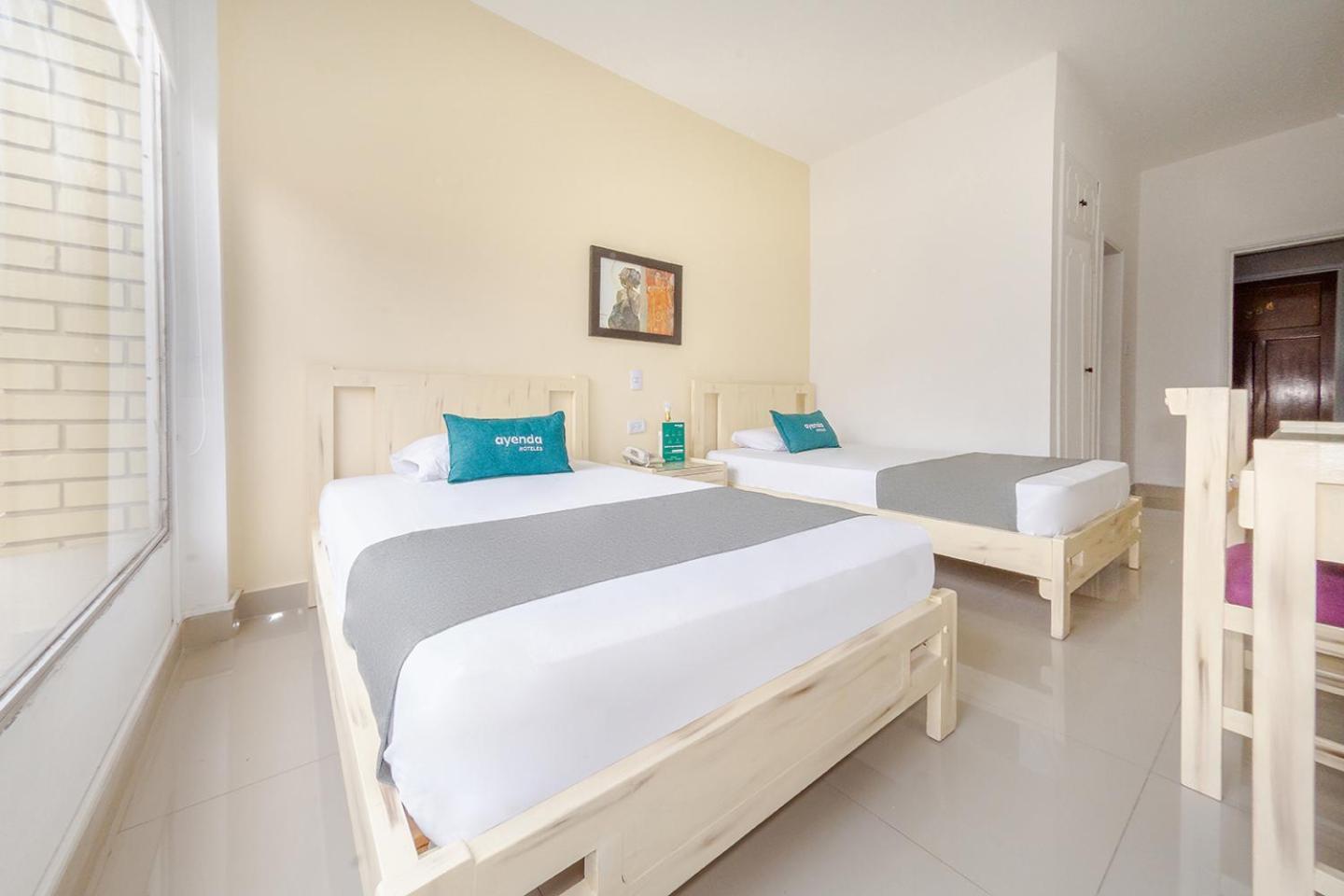 Hotel Ana Carolina Manizales Bagian luar foto