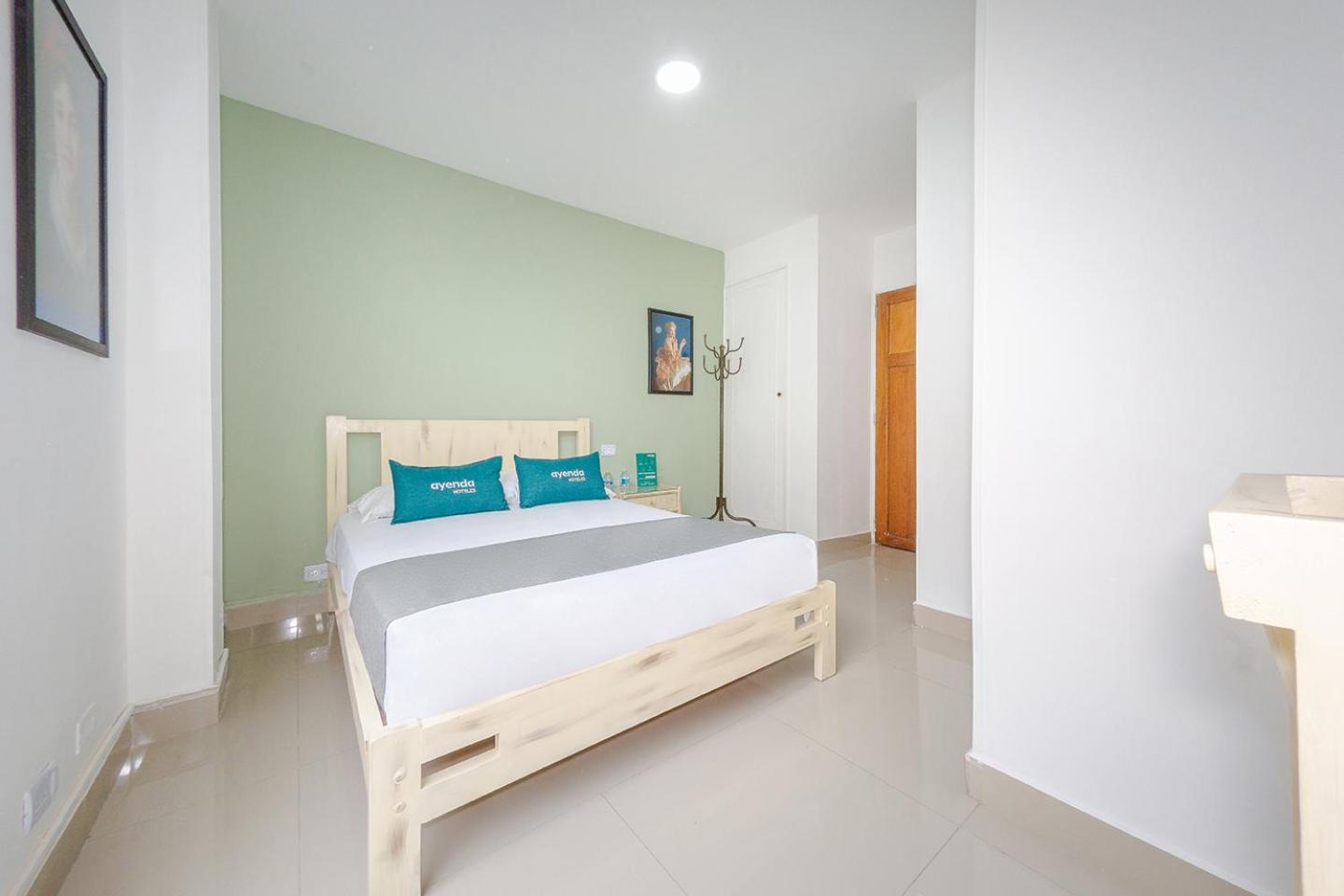 Hotel Ana Carolina Manizales Bagian luar foto
