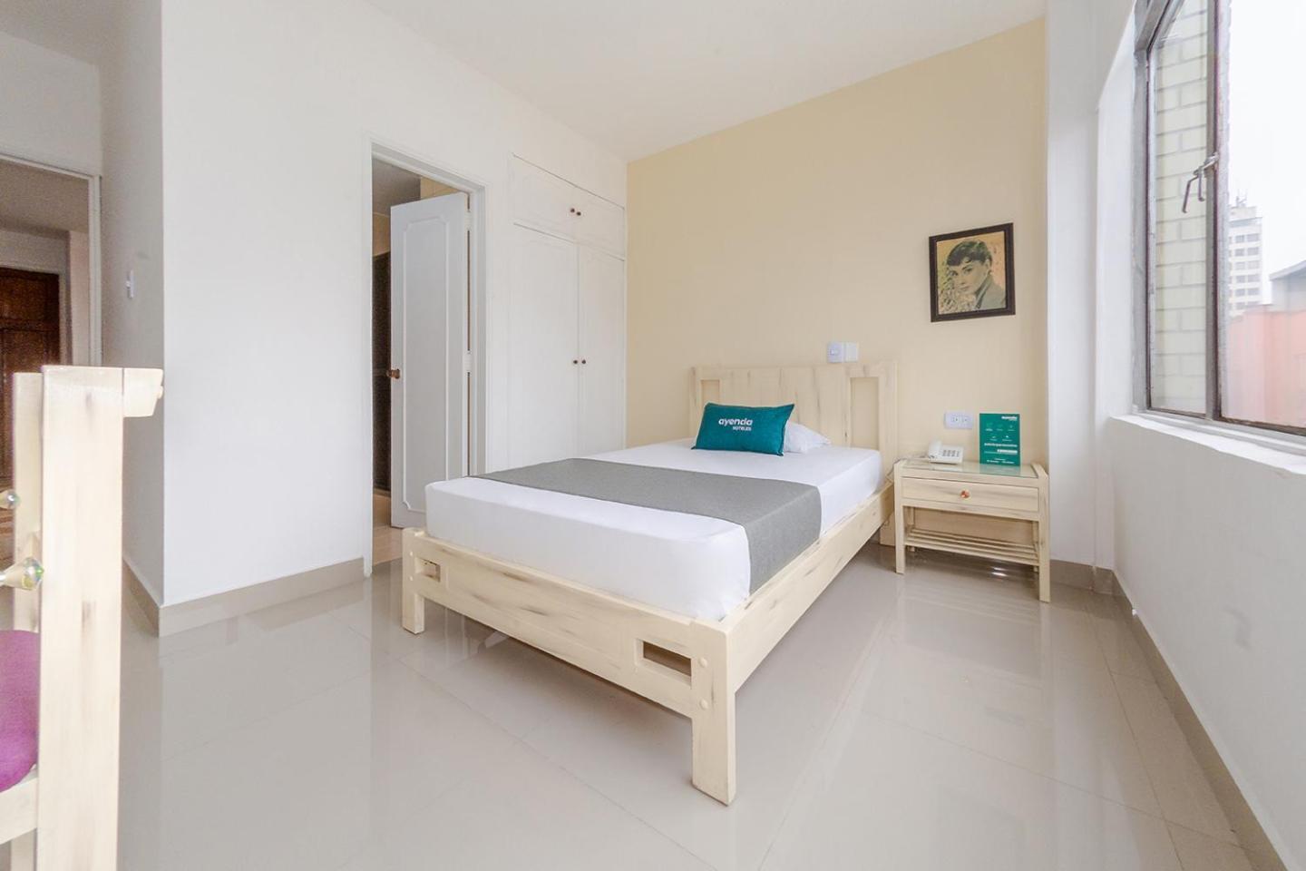 Hotel Ana Carolina Manizales Bagian luar foto