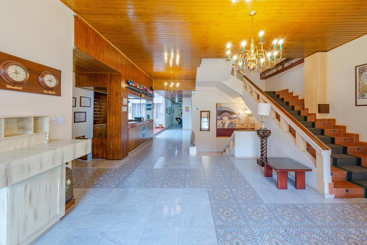 Hotel Ana Carolina Manizales Bagian luar foto